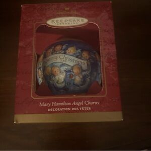 Hallmark Keepsake Ornament Merry Christmas Children Angel Chorus 2001 GUC w/ Box